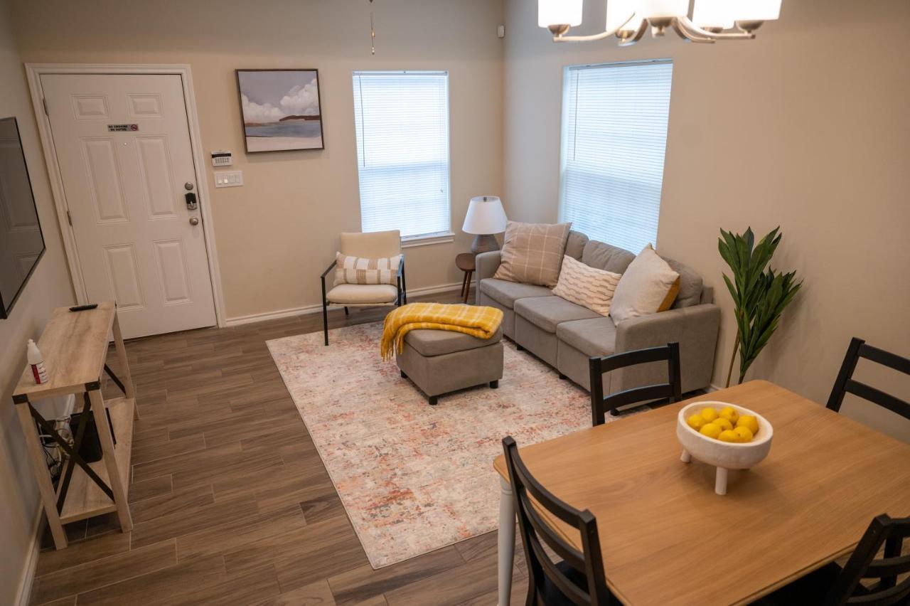 דירות אדינבורג Fabulous King Size Bed In A Gated Neighborhood! מראה חיצוני תמונה