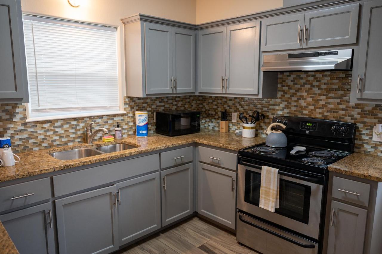 דירות אדינבורג Fabulous King Size Bed In A Gated Neighborhood! מראה חיצוני תמונה